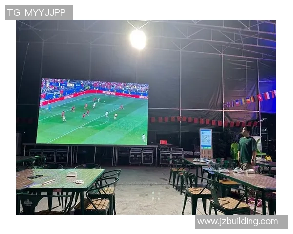 手玩足球机带你体验真实球场激情尽享欢乐时光与朋友一起竞技对决